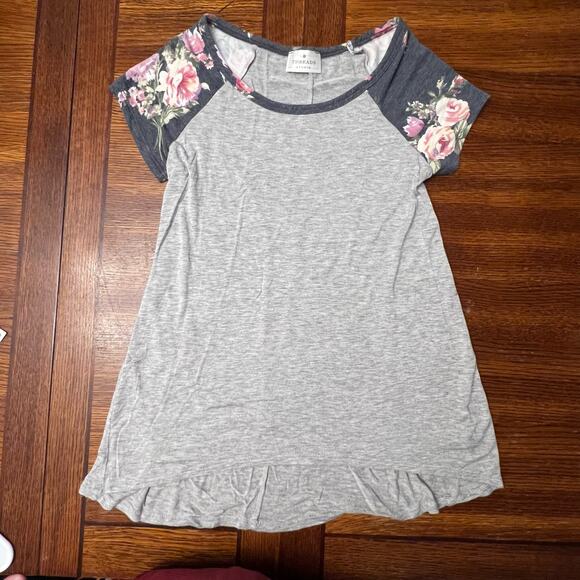 Threads Studio Gray Floral Super Soft Short Sleeve Shirt Womens Medium - Picture 3 of 8